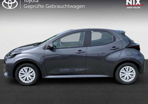 Toyota Yaris, 2024 3