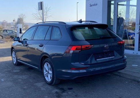 Volkswagen Golf, 2023