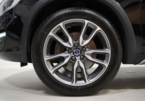 Volvo V60 Cross Country, 2018 3