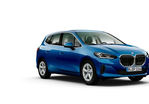 BMW 218, 2024
