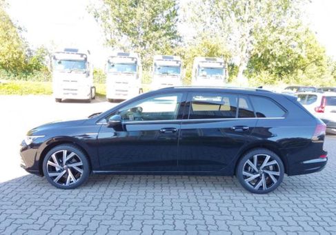 Volkswagen Golf, 2023 2