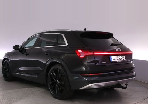 Audi e-tron, 2022