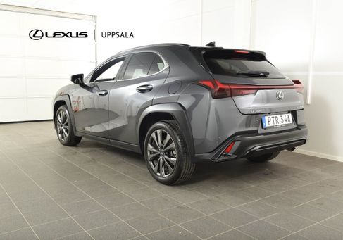 Lexus UX, 2023