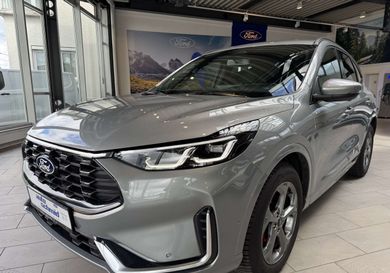 Ford Kuga, 2025
