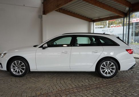 Audi A4, 2021