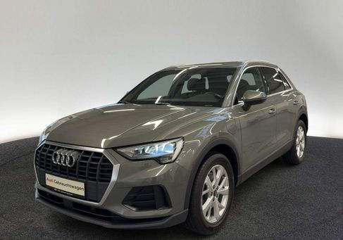 Audi Q3, 2022