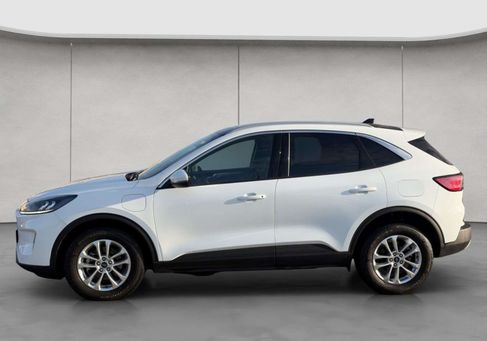 Ford Kuga, 2022