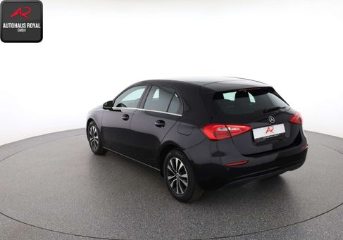 Mercedes-Benz A 180, 2022