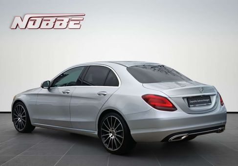 Mercedes-Benz C 300, 2019 3