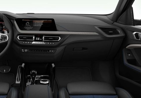 BMW 135, 2021