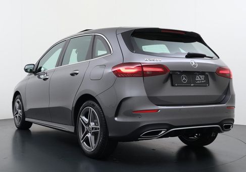 Mercedes-Benz B 250, 2025