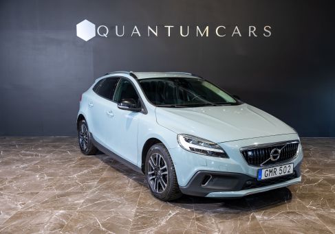 Volvo V40 Cross Country, 2017