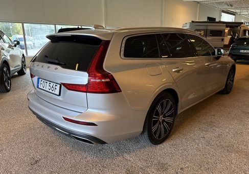 Volvo V60, 2022