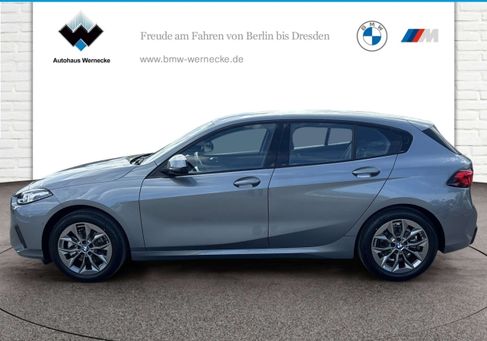 BMW 120, 2025