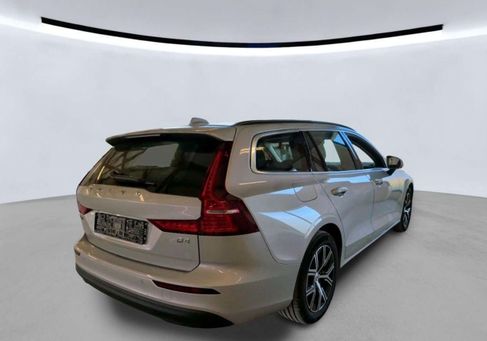 Volvo V60, 2023