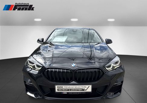 BMW 220, 2023 2