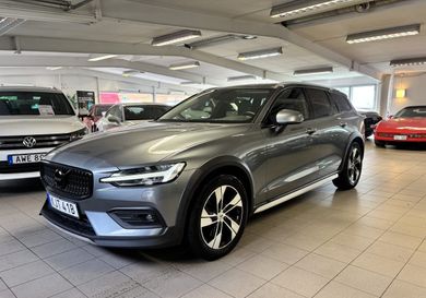 Volvo V60 Cross Country, 2019