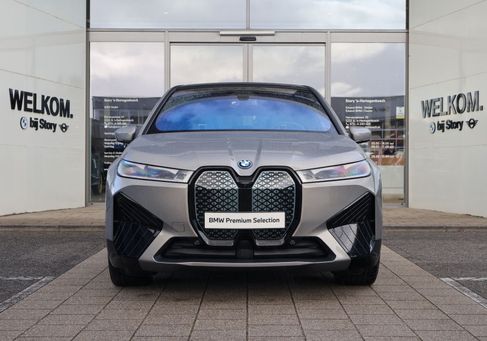 BMW iX, 2023 3