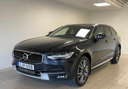 Volvo V90 Cross Country, 2020