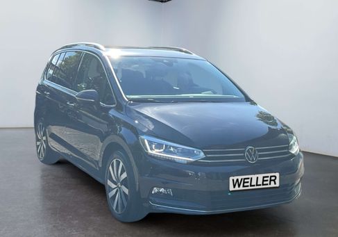 Volkswagen Touran, 2023 3