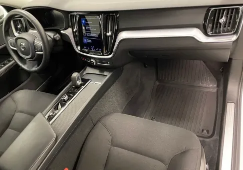 Volvo V60, 2022