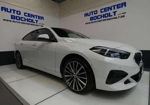 BMW 220, 2023 3