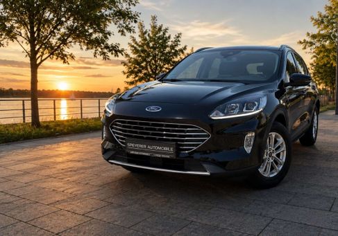 Ford Kuga, 2022