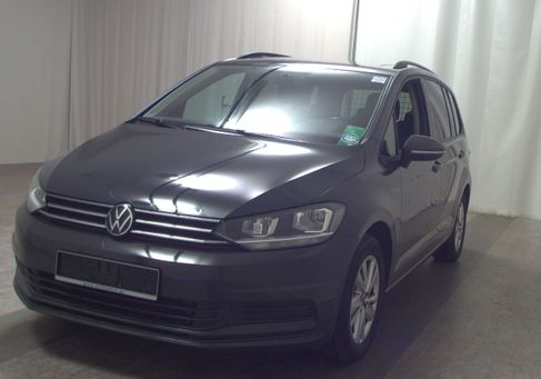 Volkswagen Touran, 2021