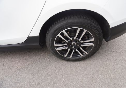 Volvo V40 Cross Country, 2019
