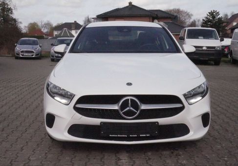Mercedes-Benz A 180, 2022