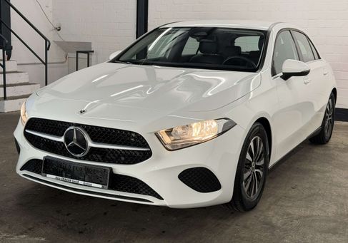 Mercedes-Benz A 180, 2023