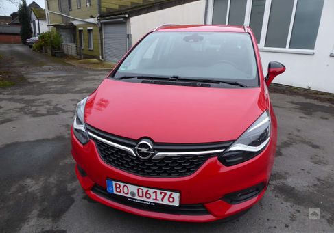 Opel Zafira Tourer, 2017