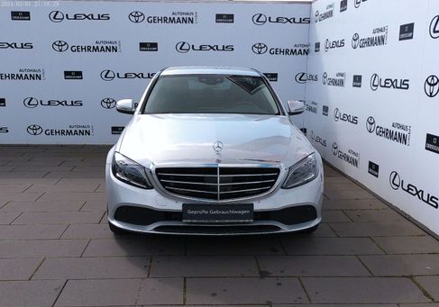 Mercedes-Benz C 300, 2021
