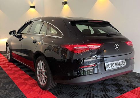 Mercedes-Benz CLA 200, 2021
