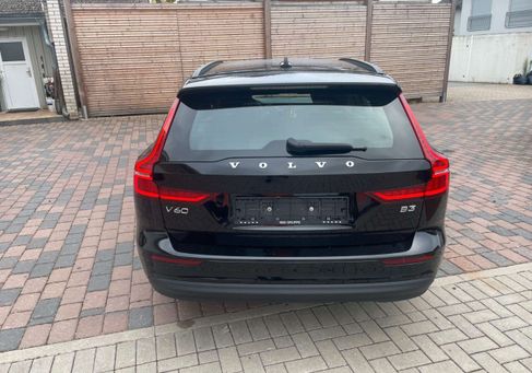 Volvo V60, 2022