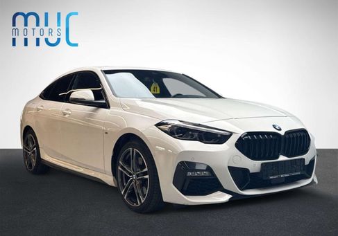 BMW 220, 2021 3