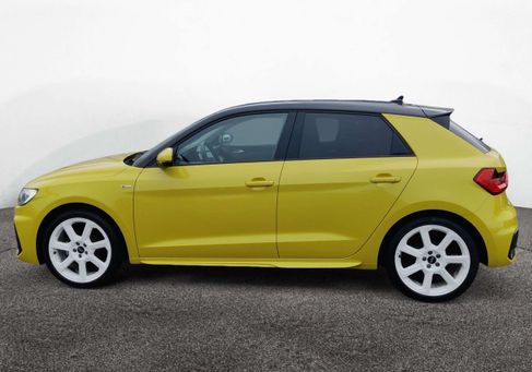 Audi A1, 2022