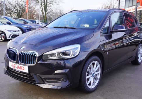 BMW 225, 2019