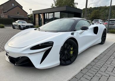 McLaren, 2023