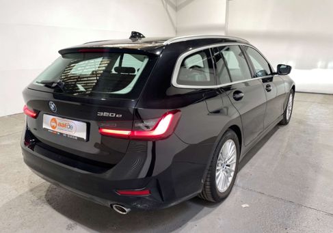 BMW 320, 2021