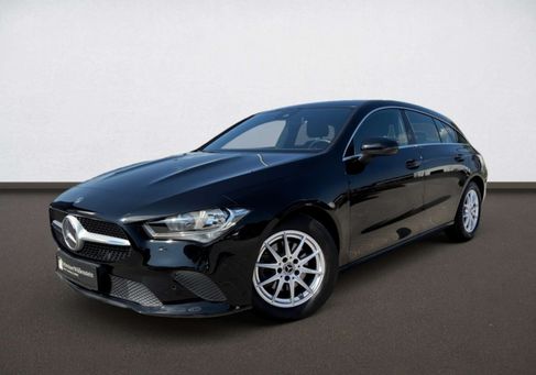 Mercedes-Benz CLA 180, 2022