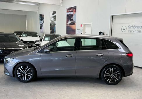 Mercedes-Benz B 200, 2024