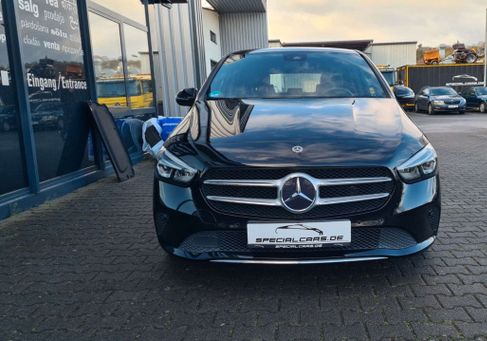 Mercedes-Benz B 200, 2020