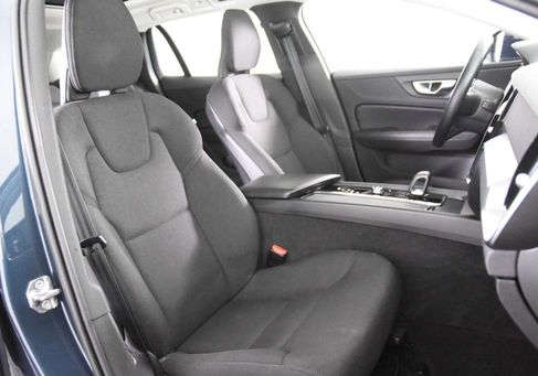 Volvo V60, 2021