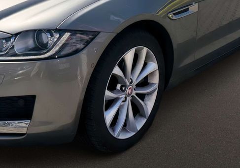 Jaguar XF, 2018