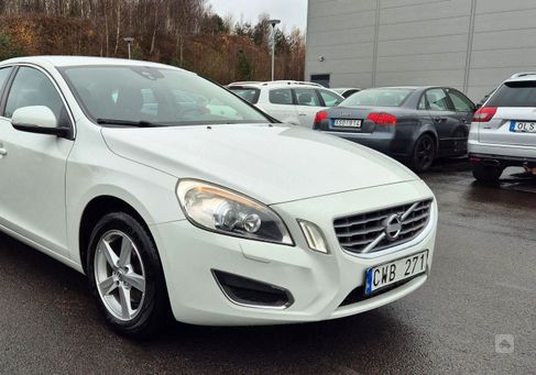 Volvo S60, 2011