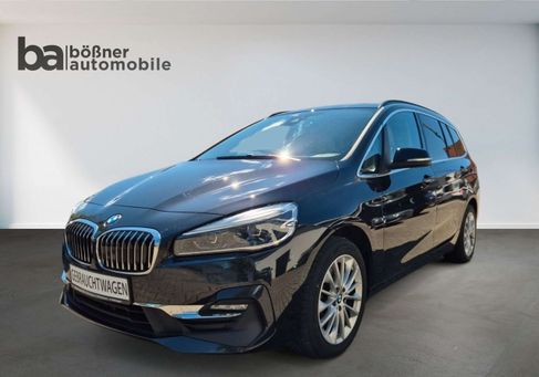 BMW 218, 2022 2