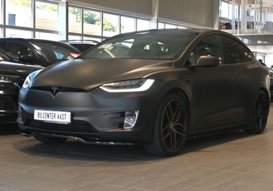 Tesla Model X, 2020