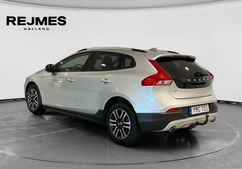 Volvo V40 Cross Country, 2018