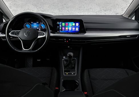 Volkswagen Golf, 2023 2